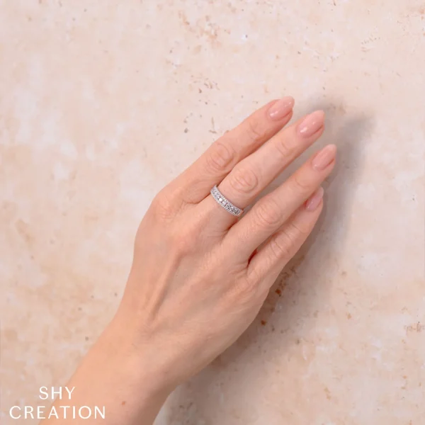 WEB_ALT_SC55028082_b00099df-a3de-4abf-98fc-8633fcb6b81f_1800x1800 Shy Creation Kate 0.65CT DIAMOND BAND