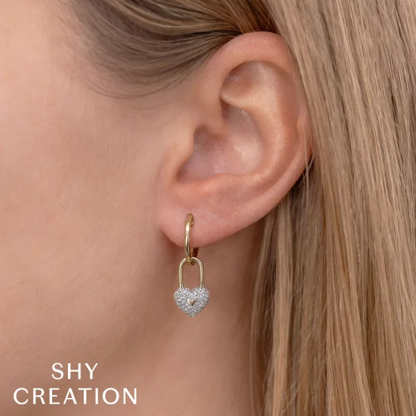 Shy Creation Kate 0.26CT DIAMOND PAVE HEART LOCK EARRING