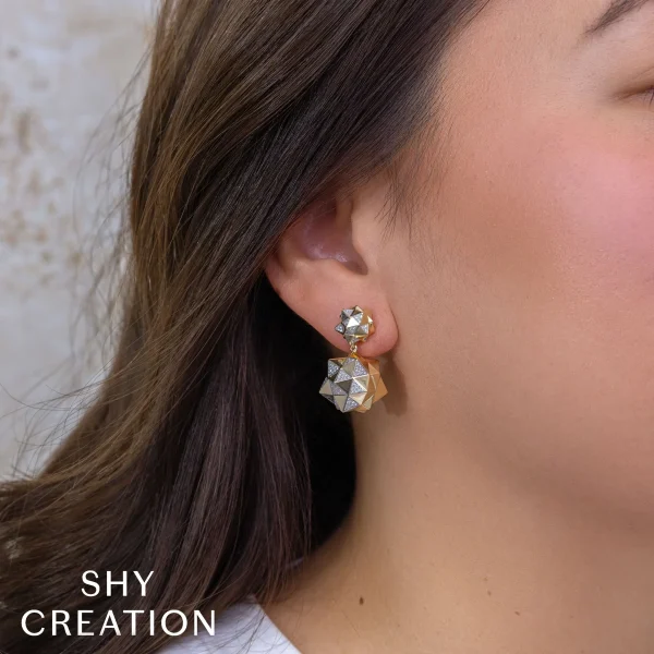 WEB_ALT_SC55028993RD_dcc55a17-9dd3-4f80-8b08-d9c41049e16d_1800x1800 Shy Creation Kate 0.50CT DIAMOND GEO CUT PYRAMID EARRING