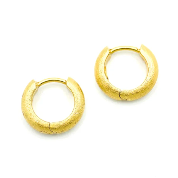 Carolyn Tyler "Polos" Huggie Hoops