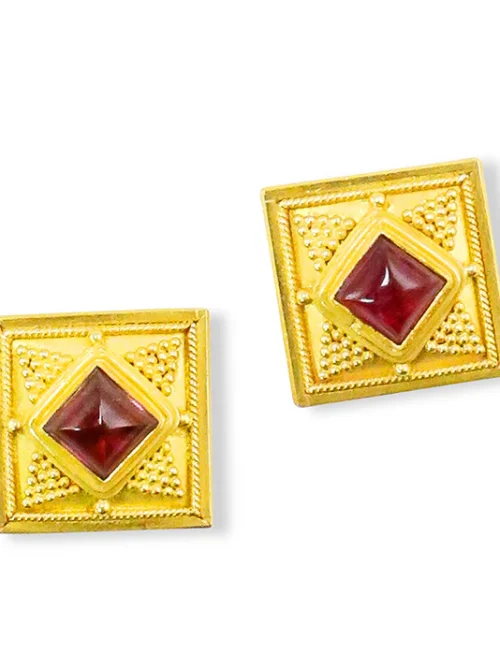 Carolyn Tyler "Evening Star" Studs