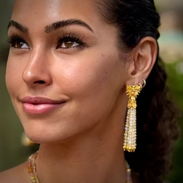 Carolyn Tyler "Kupu-Kupu" Studs