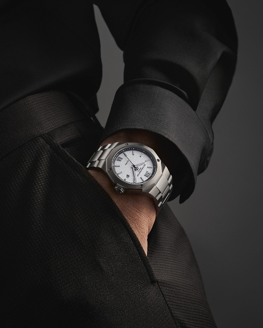 Baume & Mercier Riviera 10829